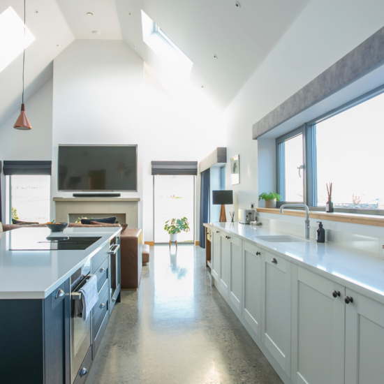 Farmhouse Kitchen, Shaker Style, Blue and White. Designed by John Willox Kitchen Design