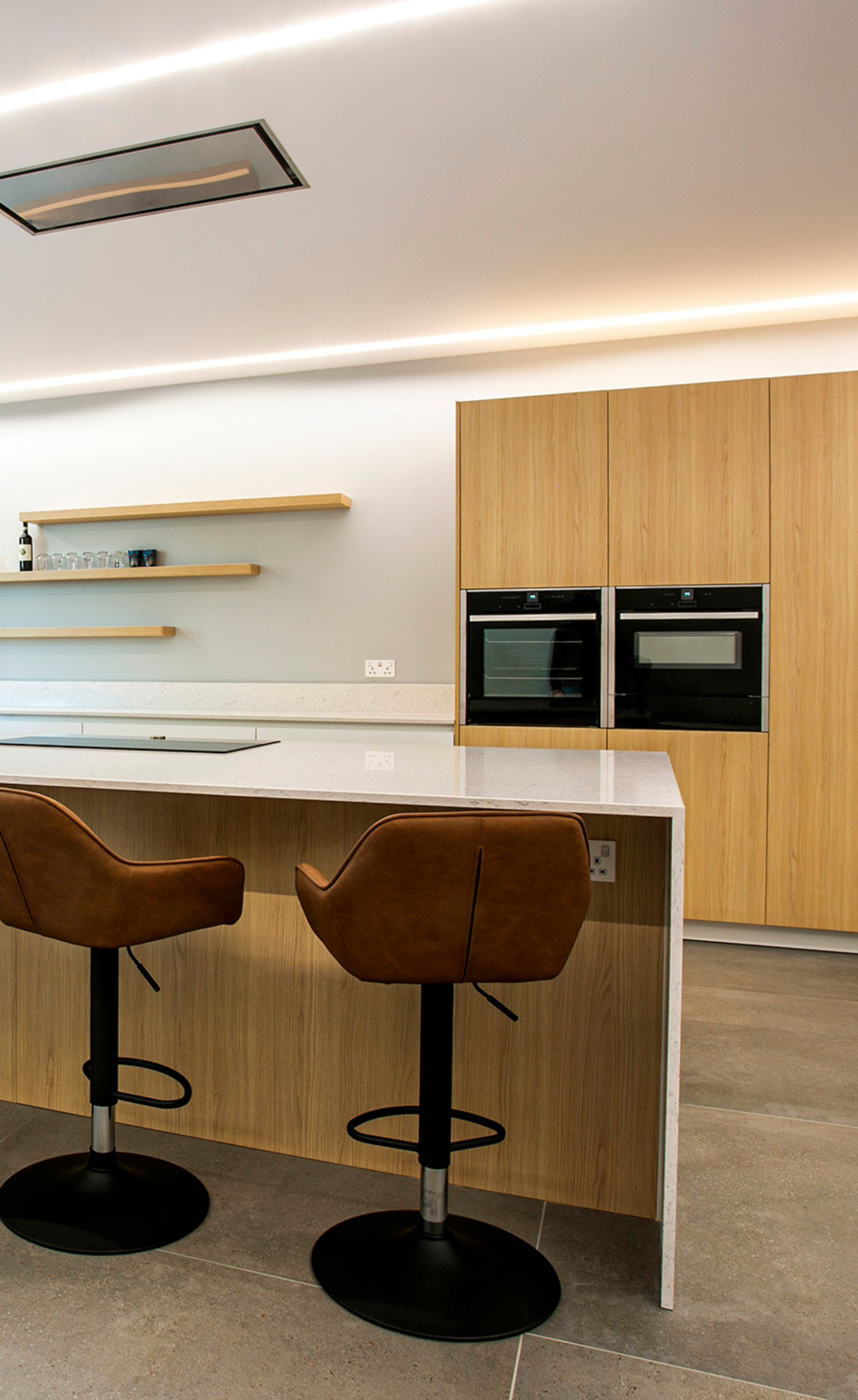White and Oak Kitchen | Creating a Calming Kitchen Oasis