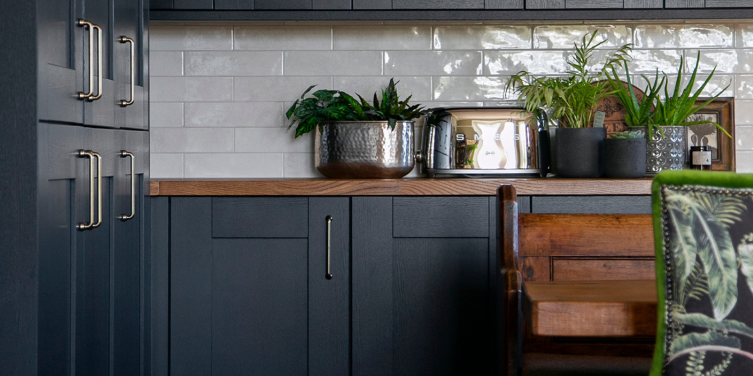 Charcoal Kitchen Feature 1. Designed by John Willox Kitchen Design.