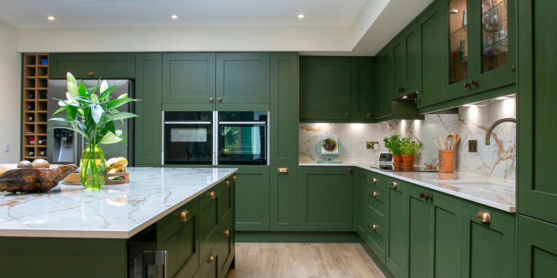 Green bespoke kitchen design. John Willox Kitchen Design Aberdeen. Ellon. Green Kitchen. Shaker Kitchen. Kitchen Island. Large L-Shaped Kitchen. Feature Image 1